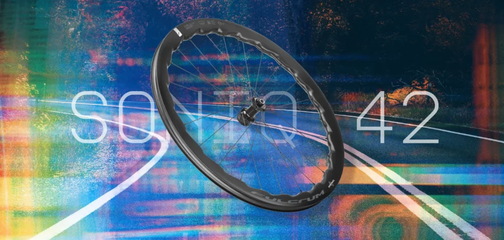 Soniq 42 : Les nouvelles roues polyvalentes de Fulcrum